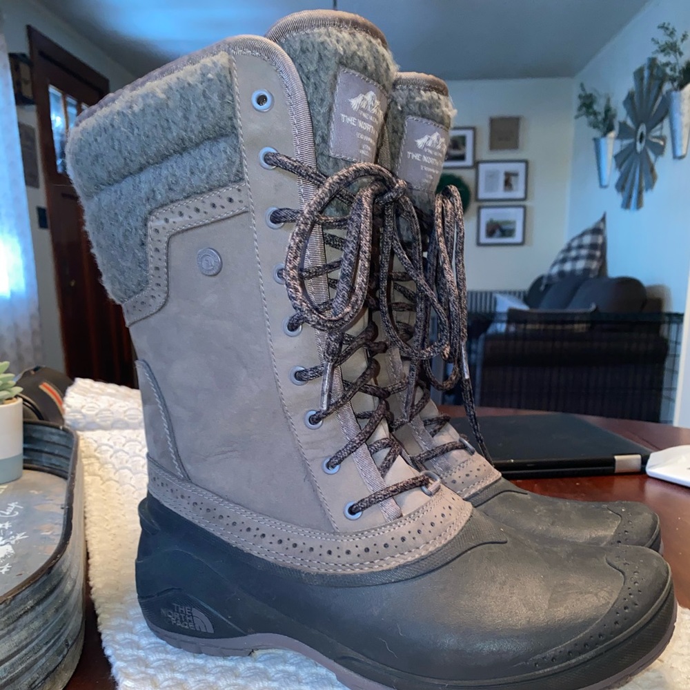 The North Face snow/rain boot